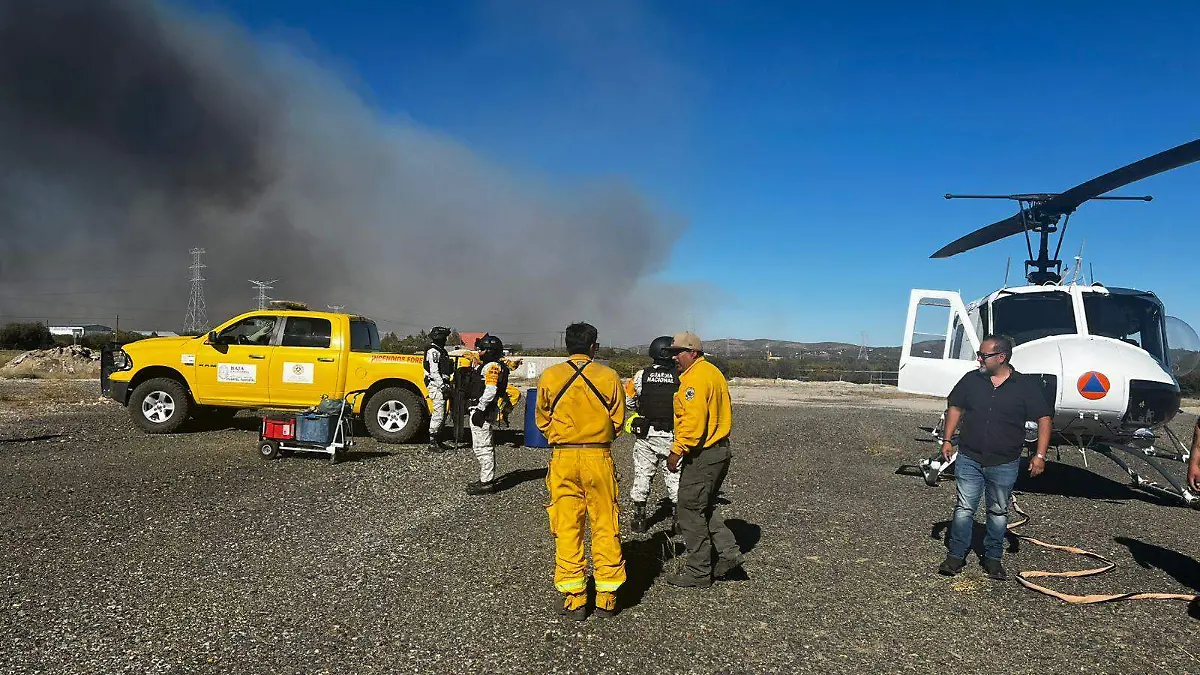 Al 10% control de incendio forestal en Tecate