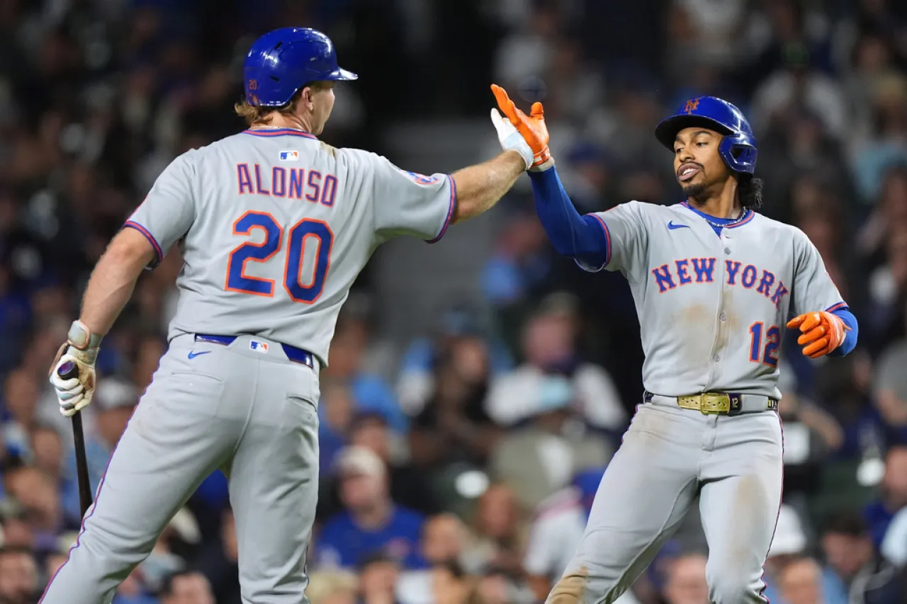 Los Mets siguen en zona de playoffs
