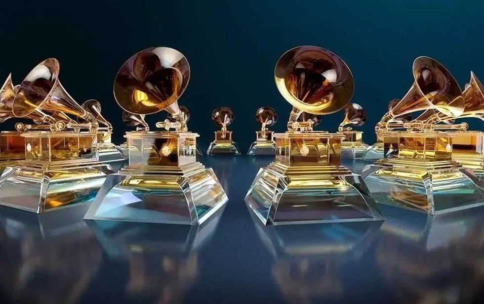Suman a votantes de Grammy Latino a Academia de la Grabación