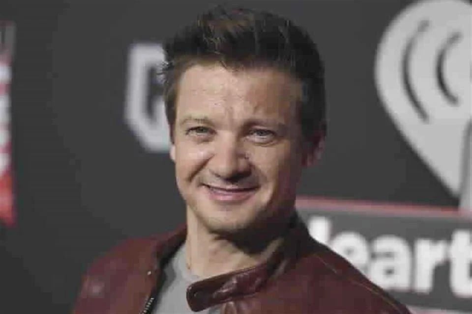 Niega Jeremy Renner acusaciones de acoso de Yi Zhou