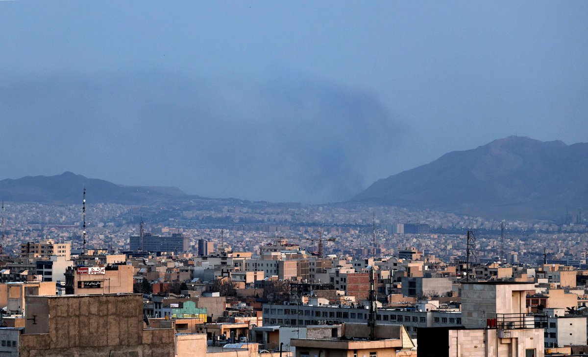 Fuerzas israelíes lanzan ofensiva contra bases vinculadas a la Guardia Revolucionaria iraní